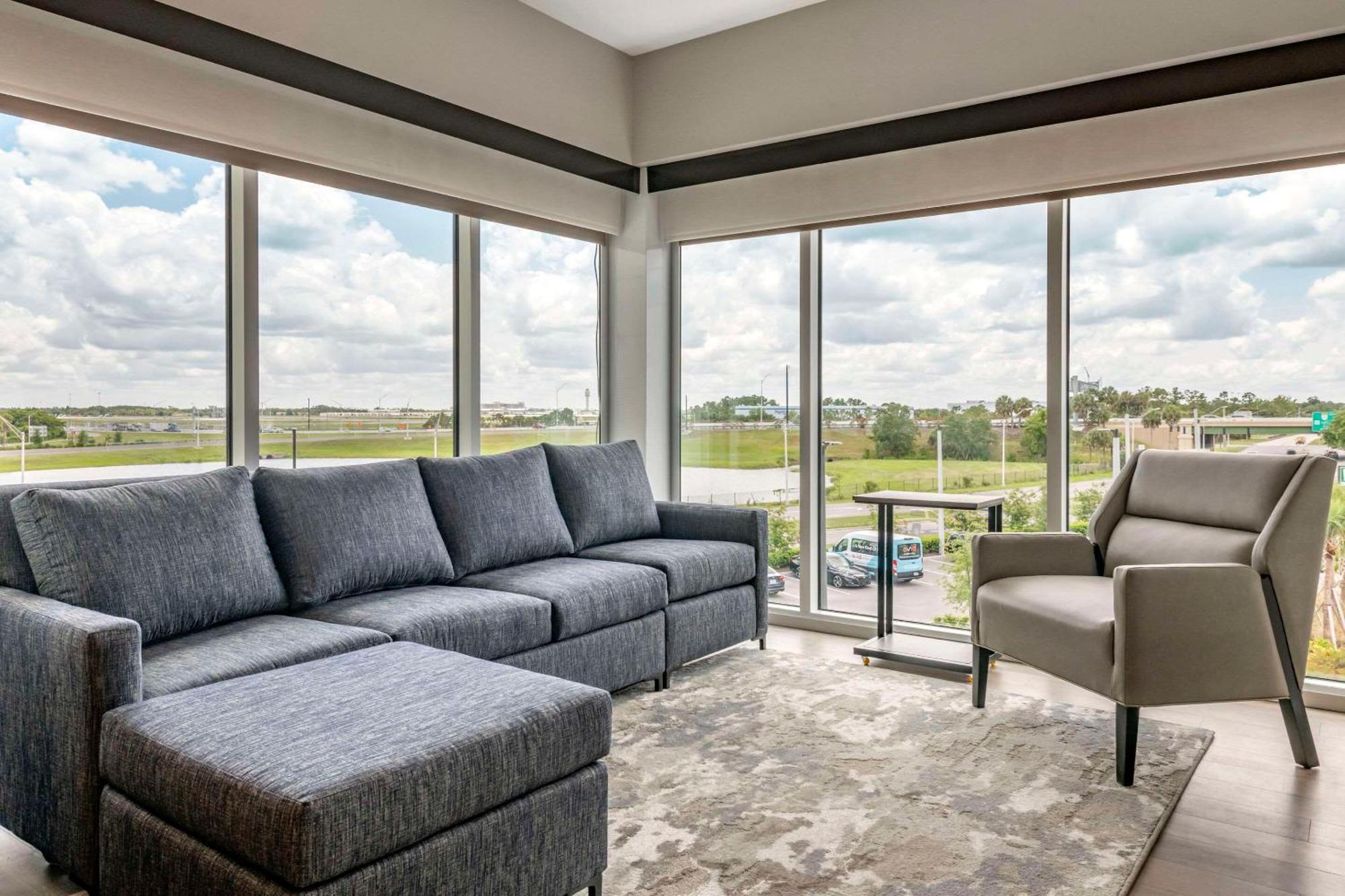 Cambria Hotel Orlando Airport Екстер'єр фото