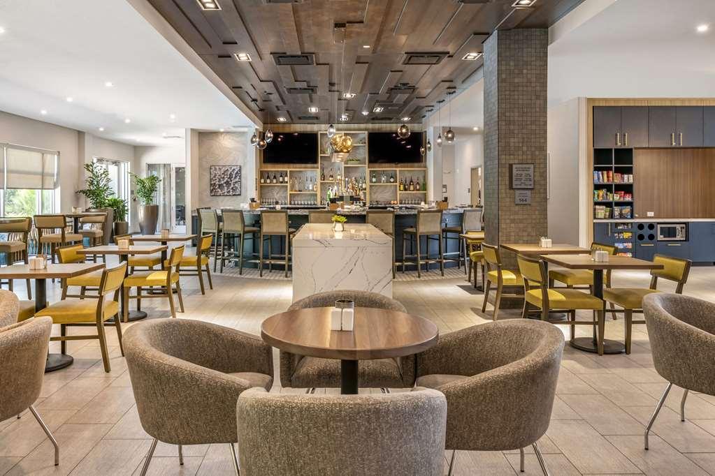 Cambria Hotel Orlando Airport Ресторан фото